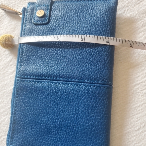 Jewell by Thirty-one Blue Wristlet - Picture 7 of 7